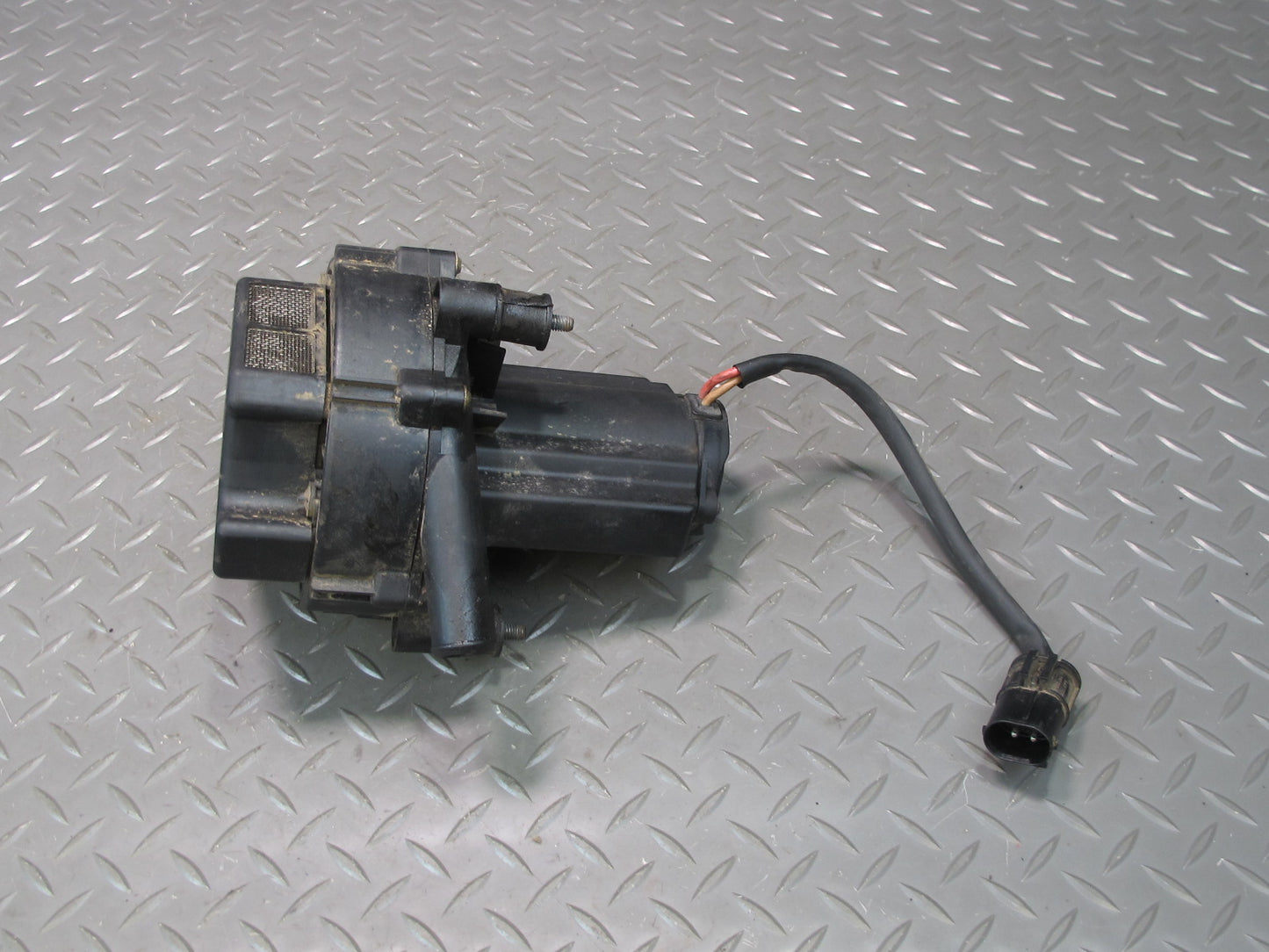 1998-1999 Porsche Boxster 986 2.5L Secondary Air Injection Smog  Pump