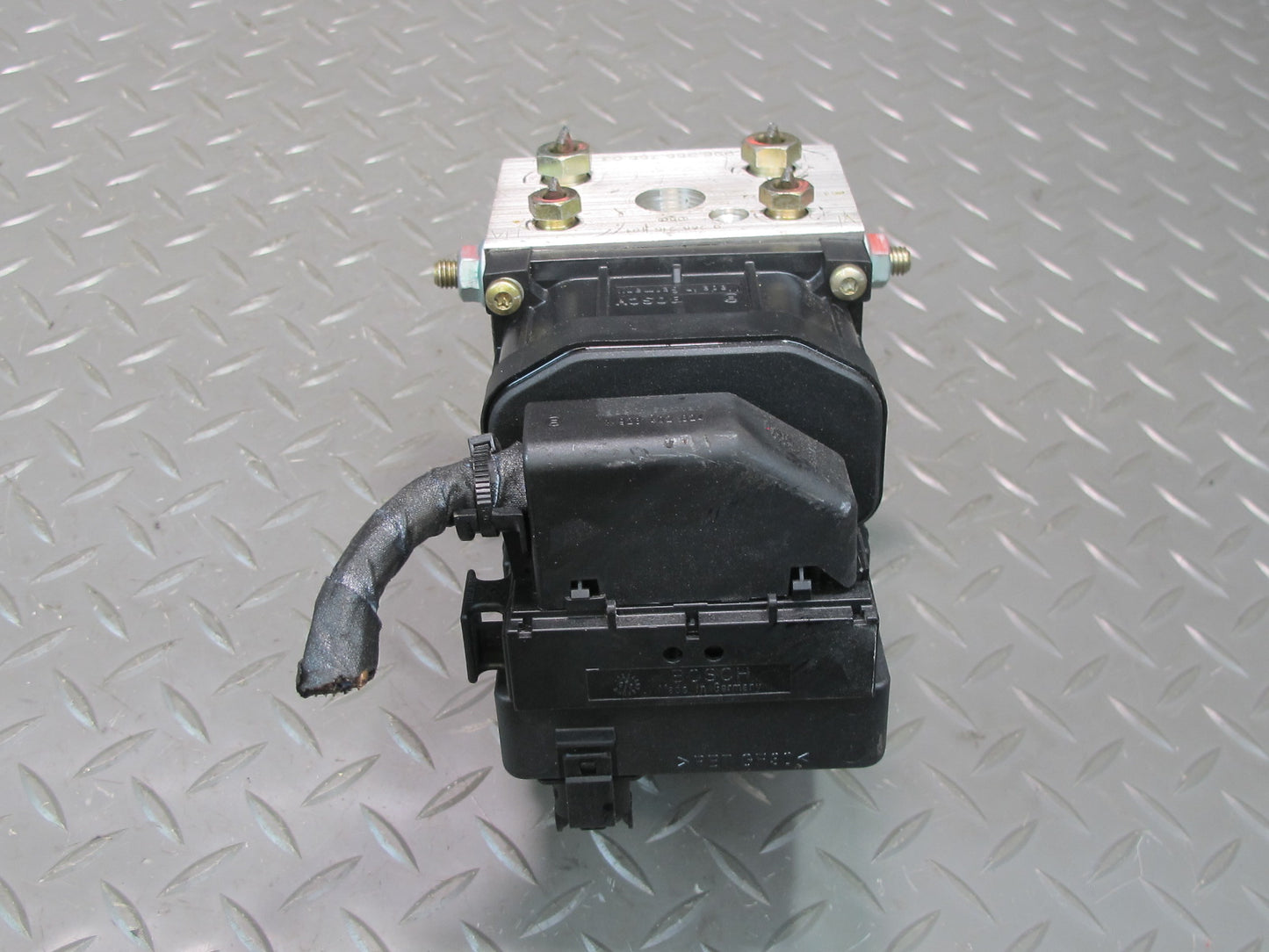 1997-2002 Porsche Boxster 986 Anti Lock Brake ABS Pump Module 0273004178