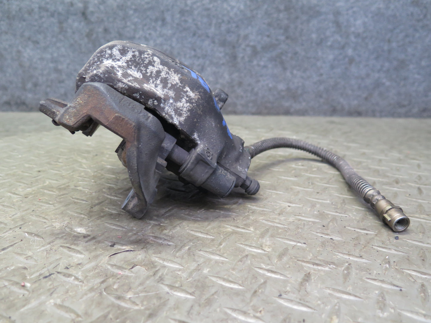 03-06 Mercedes R230 SL500 Set of 2 Rear Left & Right Brake Caliper 130K OEM