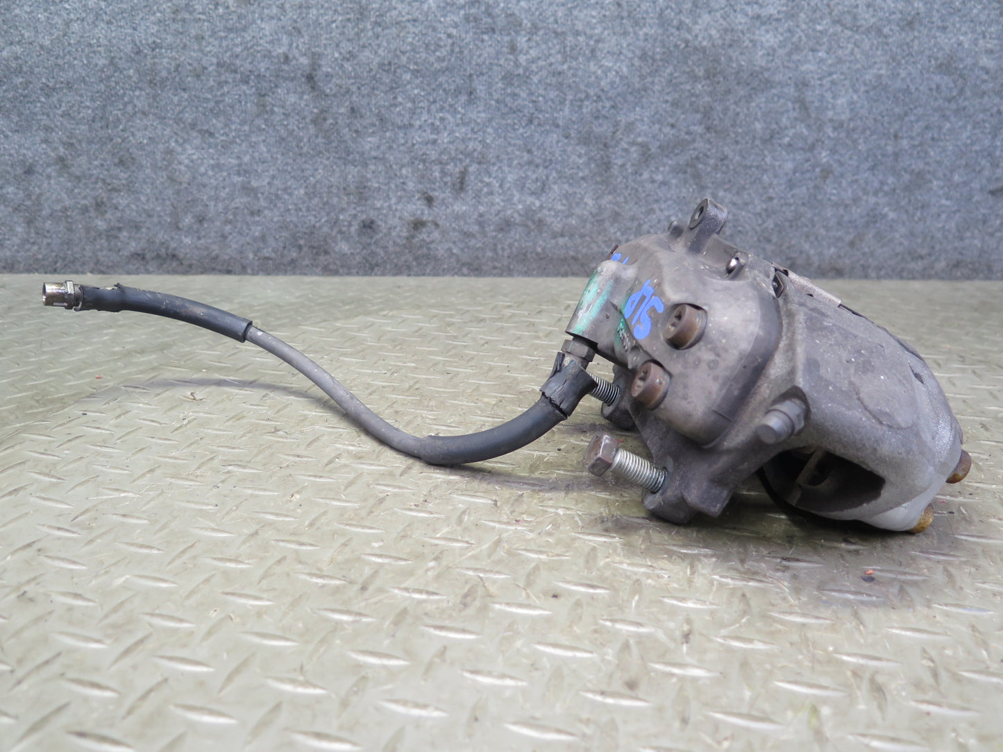 03-06 Mercedes R230 SL500 Set of 2 Front Left & Right Brembo Brake Caliper OEM