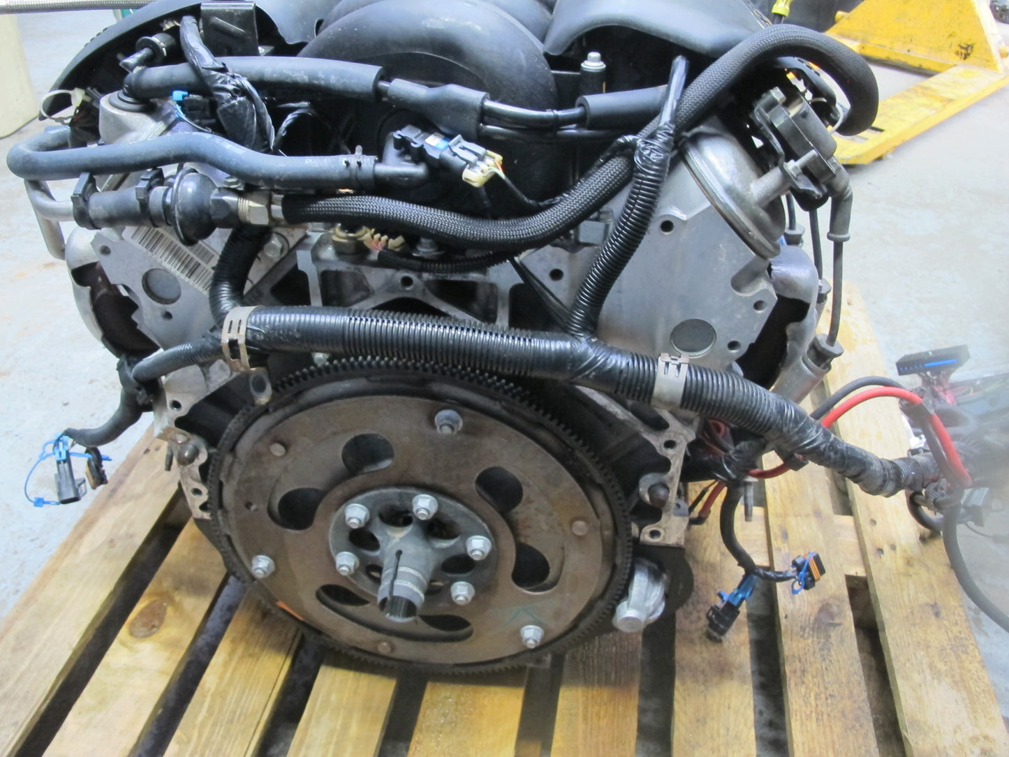 2001 Chevrolet Corvette C5 5.7L LS1 VIN G 8th A/T Complete Engine Motor