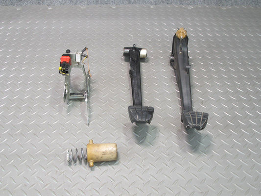 99-04 Porsche Boxster 986 Manual Transmission Clutch & Brake Pedal Support Set