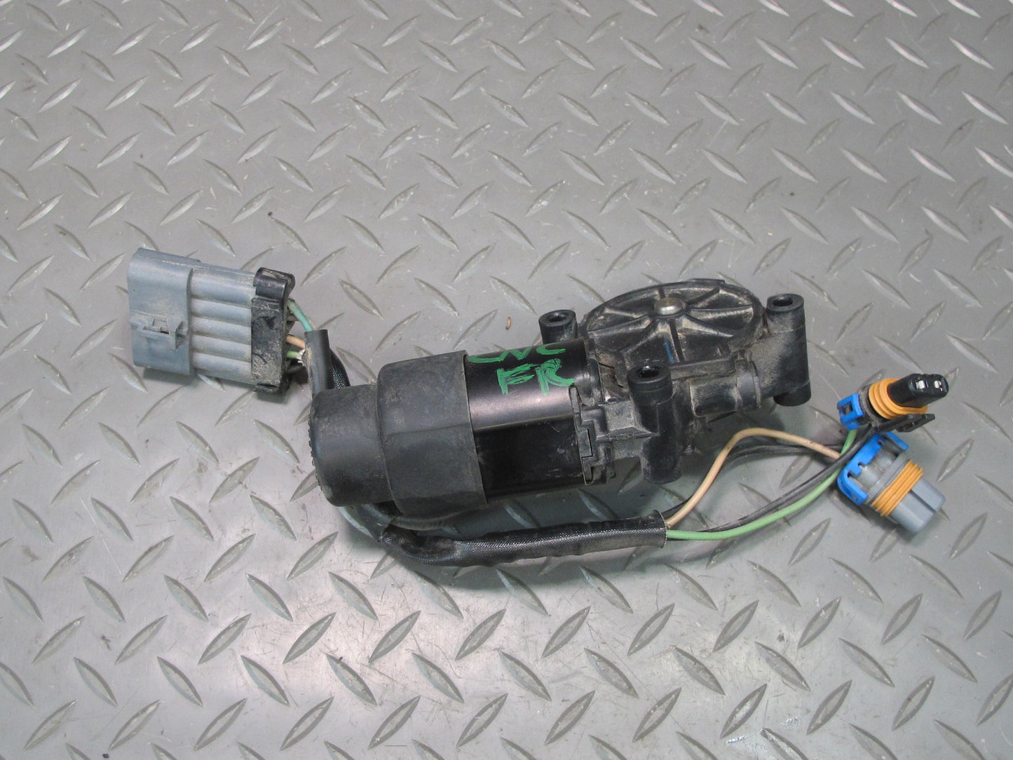 00-04 Chevrolet Corvette C5 Front Right Passenger Side Headlight Motor OEM