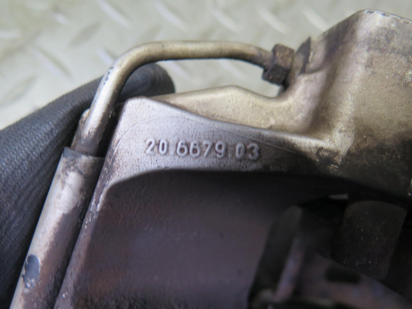 2000-2005 Porsche 911 Carrera 996 AWD Rear Left & Right Brembo Brake Caliper Set