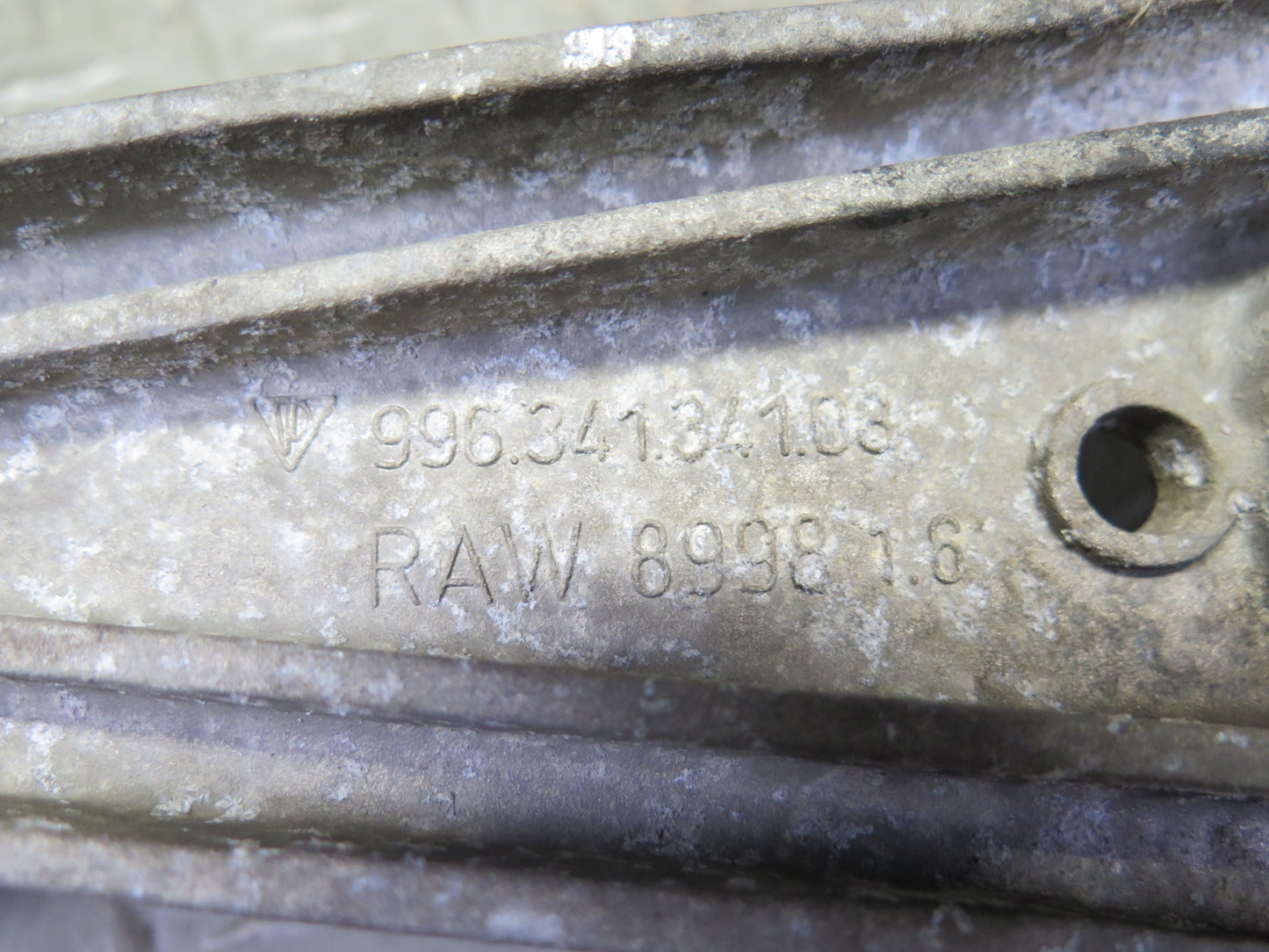 99-05 Porsche 911 996 Front Left Suspension Lower Control Arm Set of 2