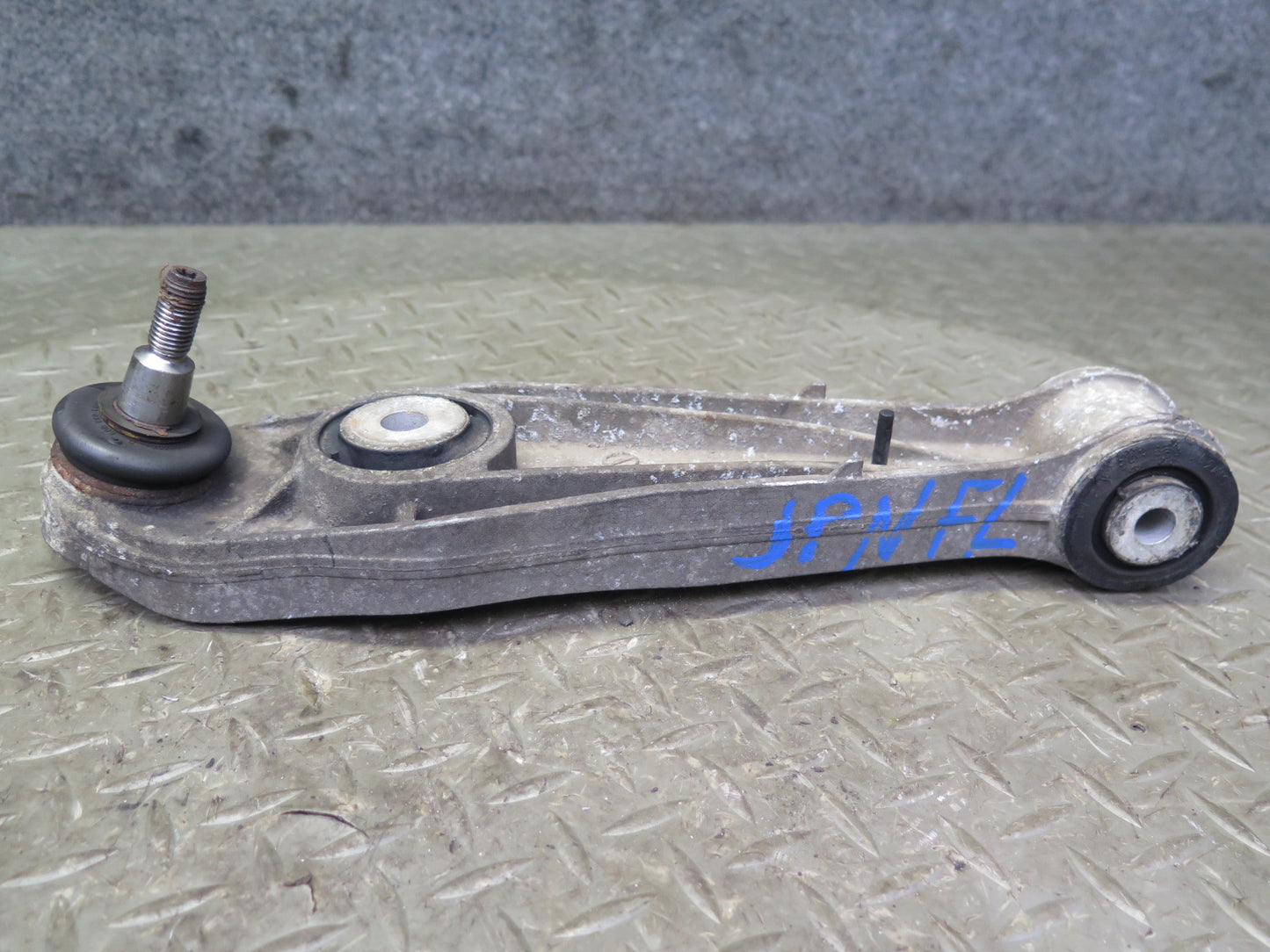 99-05 Porsche 911 996 Front Left Suspension Lower Control Arm Set of 2