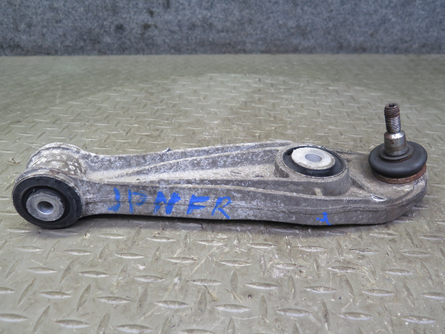 99-05 Porsche 911 996 Front Right Suspension Lower Control Arm Set of 2