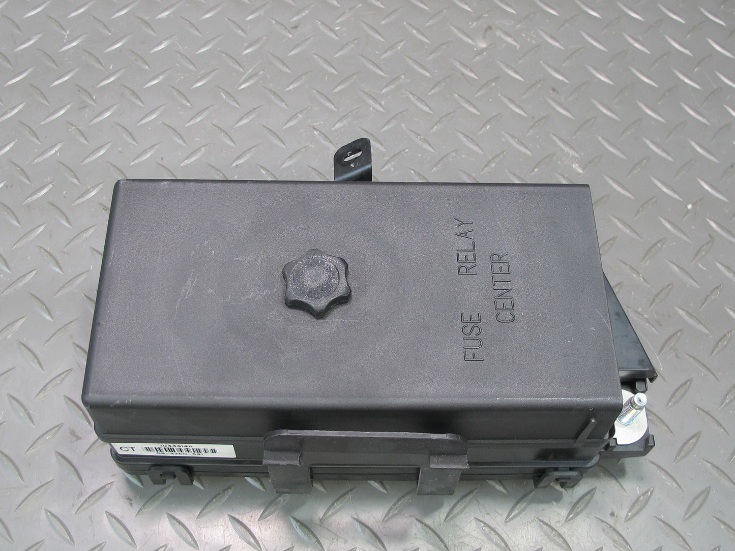 01-04 Chevrolet Corvette C5 Engine Bay Fuse Relay Box Module 10443148 OEM