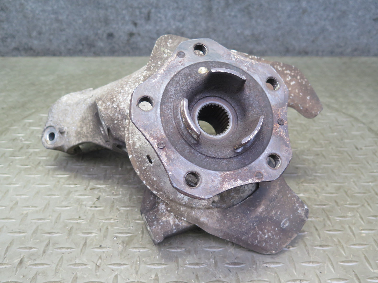 1999-2004 Porsche 911 996 Boxster RWD Front Right Spindle Knuckle Wheel Hub