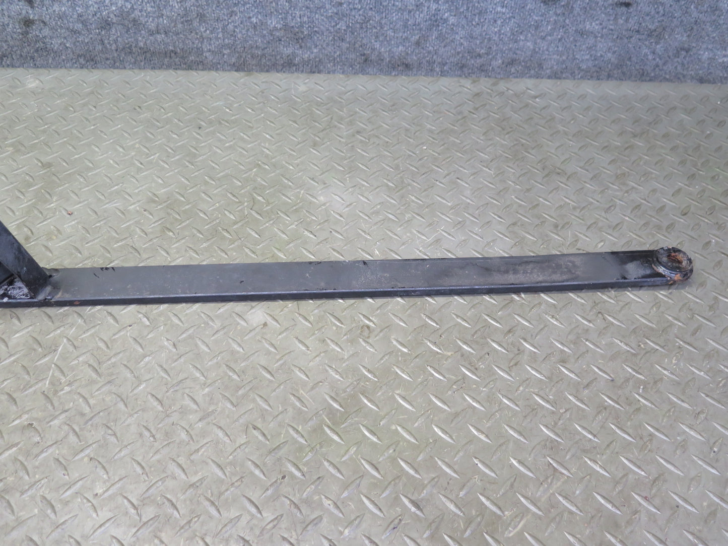 01-06 BMW E46 330ci Conv Rear Left & Right Vibration Absorber Pull Rod Set OEM