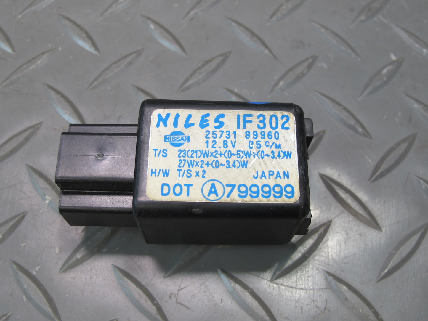 90-96 Nissan 300ZX Turn Signal Hazard Emergency Flasher Relay 25731-89960 OEM