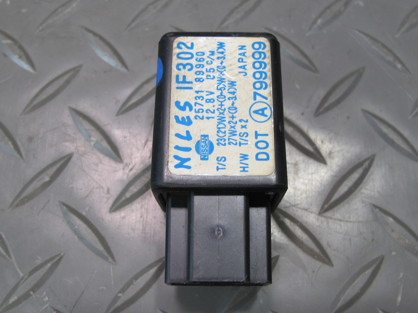 90-96 Nissan 300ZX Turn Signal Hazard Emergency Flasher Relay 25731-89960 OEM