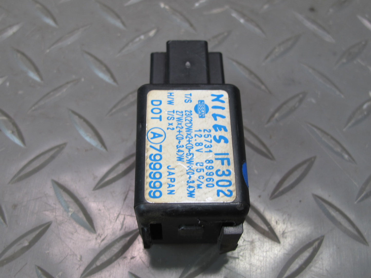 90-96 Nissan 300ZX Turn Signal Hazard Emergency Flasher Relay 25731-89960 OEM