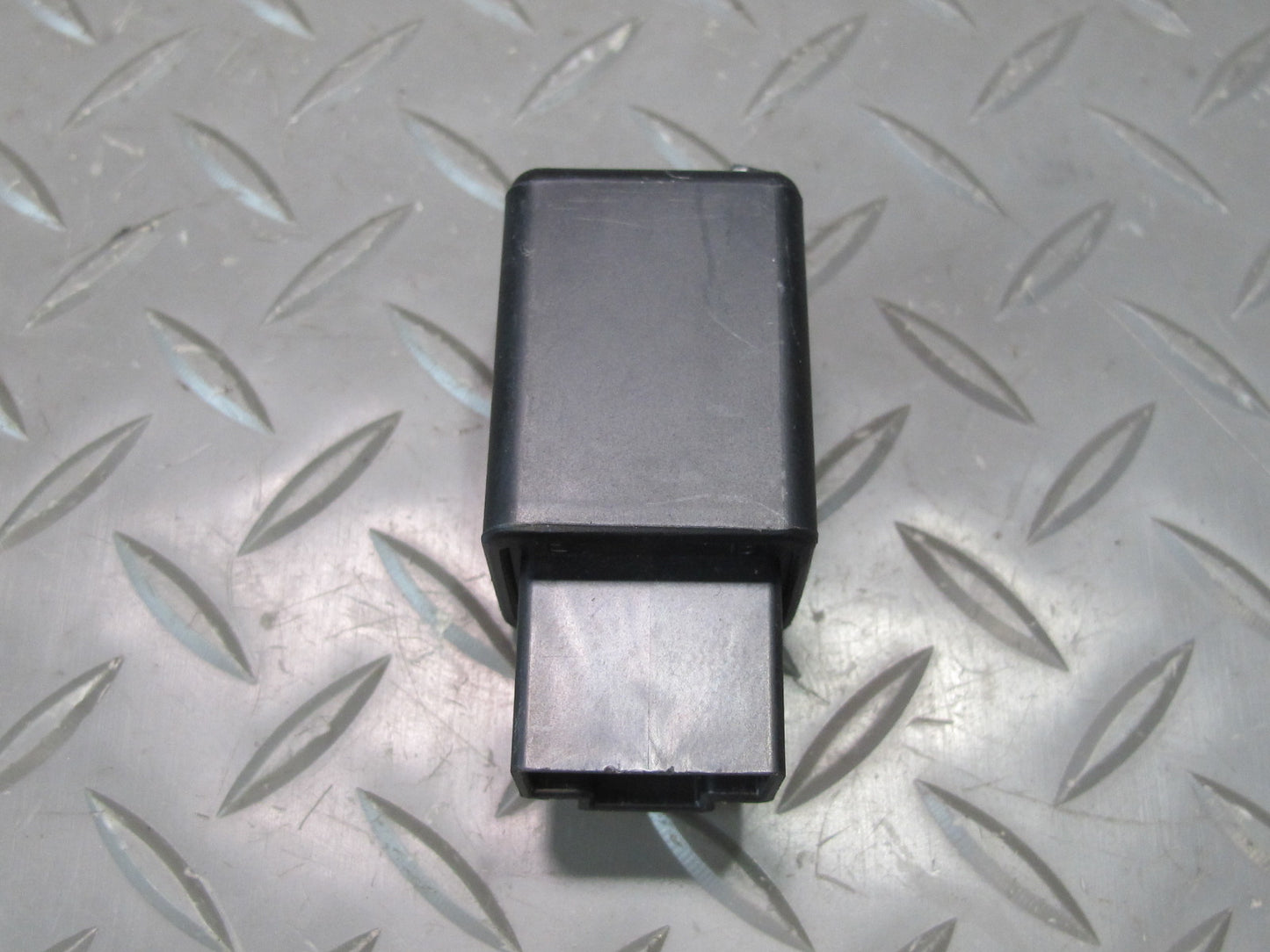 90-96 Nissan 300ZX Turn Signal Hazard Emergency Flasher Relay 25731-89960 OEM