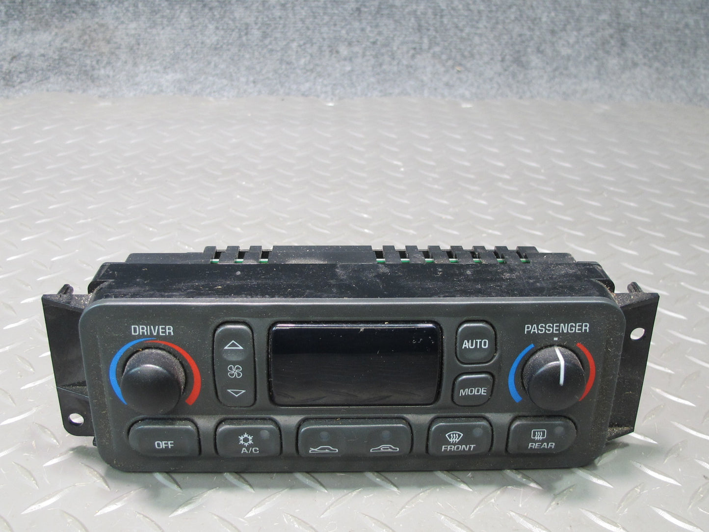 00-04 Chevrolet Corvette C5 A/C Climate Control Switch Panel 09380441 OEM