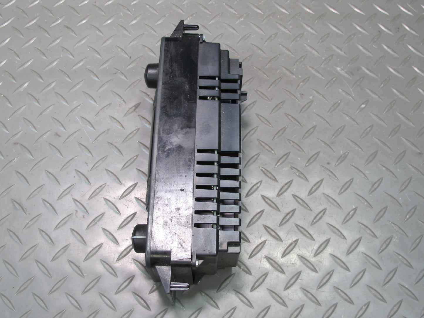 00-04 Chevrolet Corvette C5 A/C Climate Control Switch Panel 09380441 OEM