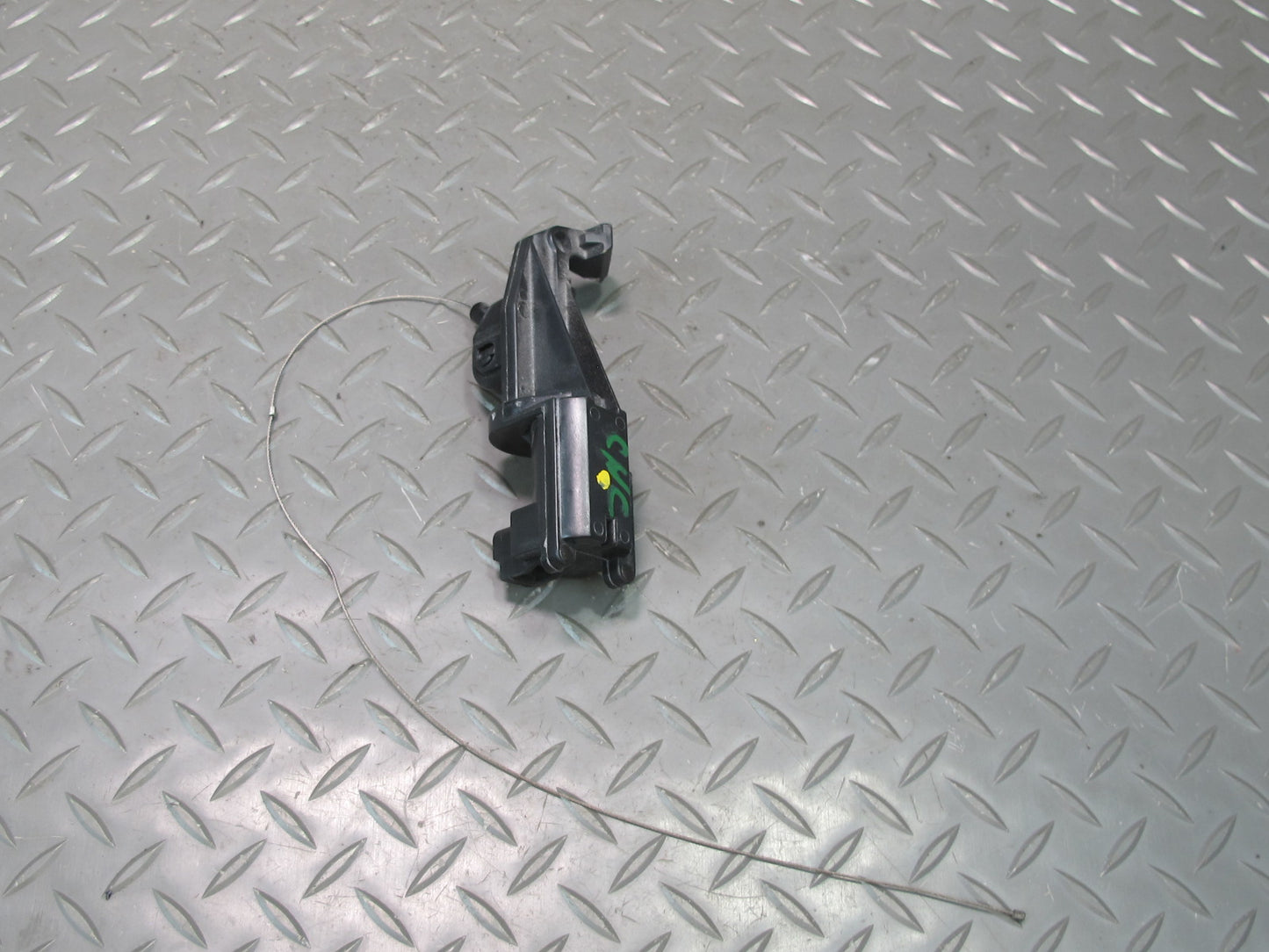 98-04 Chevrolet Corvette C5 Convertible Trunk Lock Latch Actuator OEM