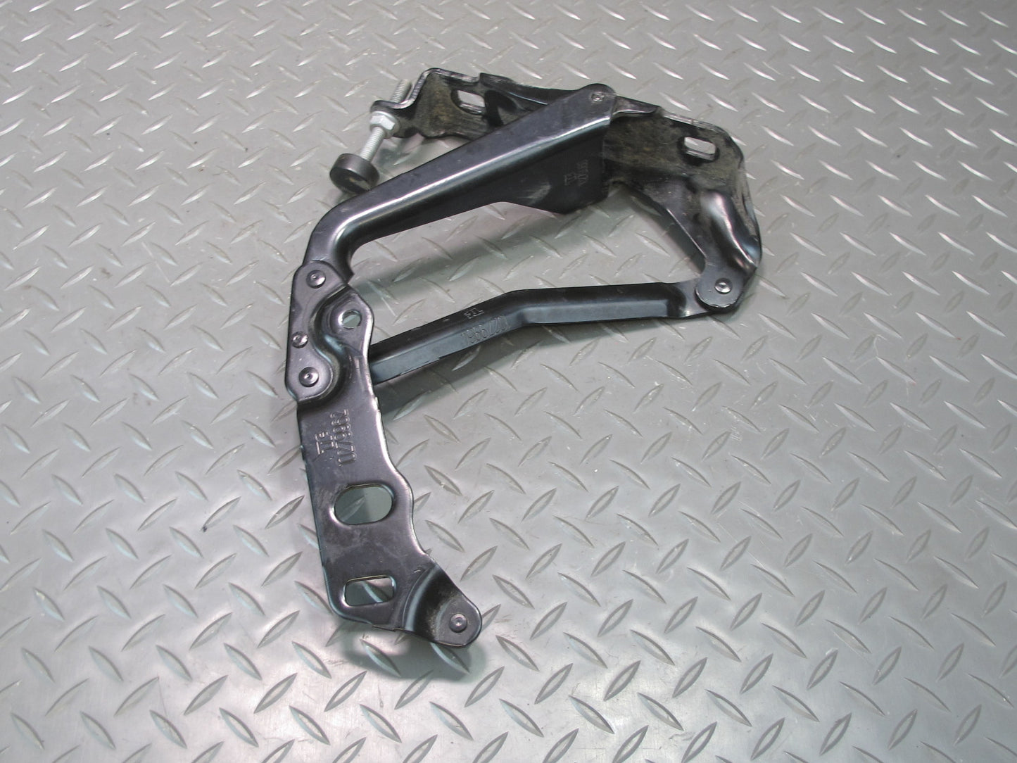 97-04 Chevrolet Corvette C5 Front Left & Right Side Hood Hinge Set OEM