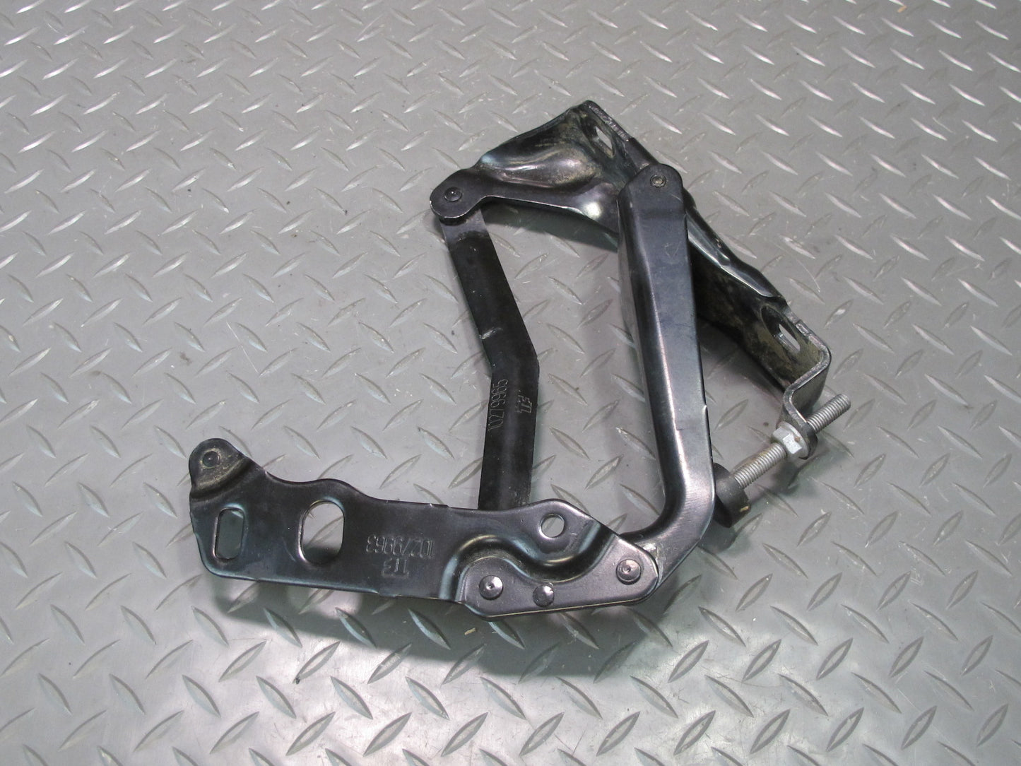 97-04 Chevrolet Corvette C5 Front Left & Right Side Hood Hinge Set OEM