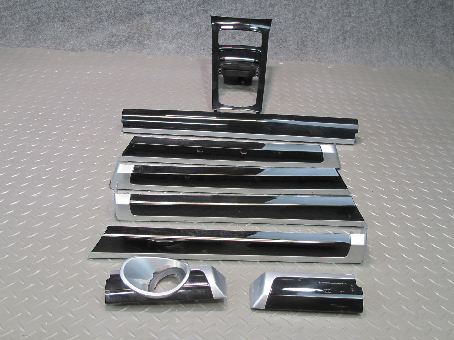 11-18 Porsche Cayenne 958 Front & Rear Door Dash Consolet Rim Cover Panel Set