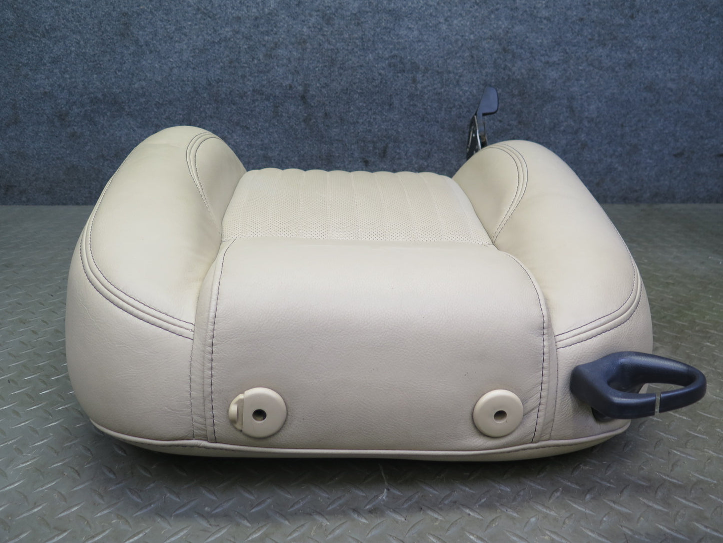 02-05 Ford Thunderbird Front Right Leather Heat Seat Upper Cushion Light OAK OEM