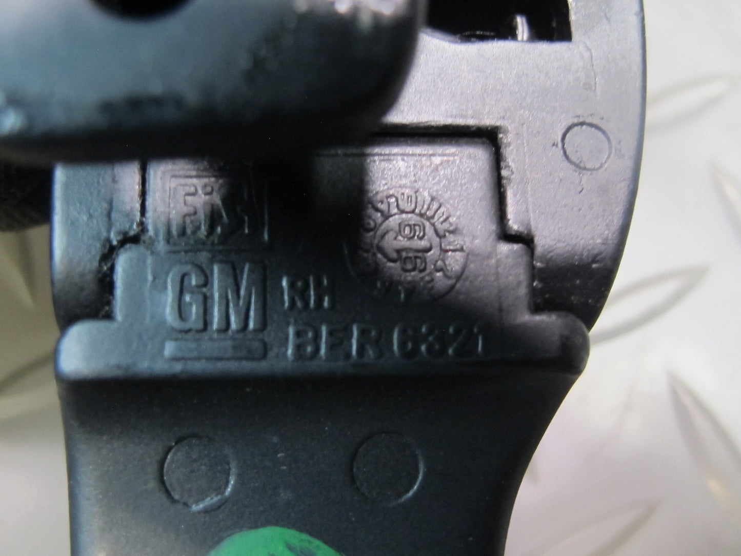 98-04 Chevrolet Corvette C5 Convertible Set of 2 TOP Roof Handles Latch OEM