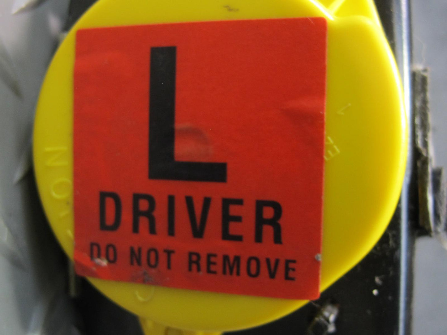 97-04 CHEVROLET CORVETTE C5 FRONT RIGHT & LEFT SIDE SEATBELT RETRACTOR SET OEM