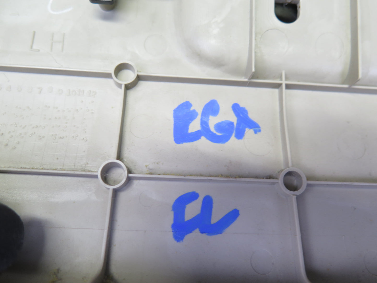 2005-2007 Lexus UZJ120L GX470 Front Left Seat Switch Lower Trim Cover Panel