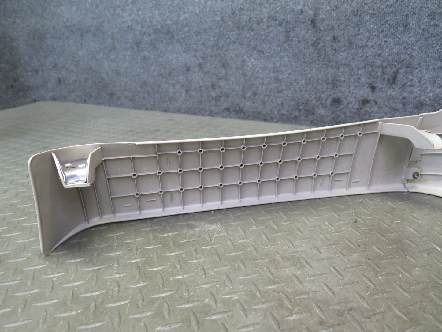 2005-2007 Lexus UZJ120L GX470 Front Left Seat Switch Lower Trim Cover Panel