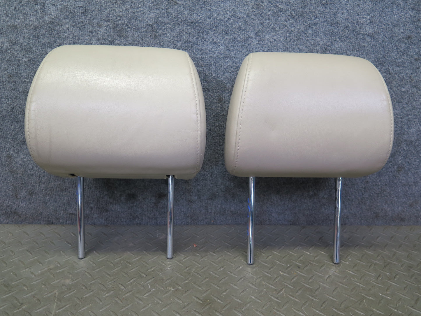 2003-2009 Lexus UZJ120L GX470 Front Left & Right Side Headrest Set Ivory