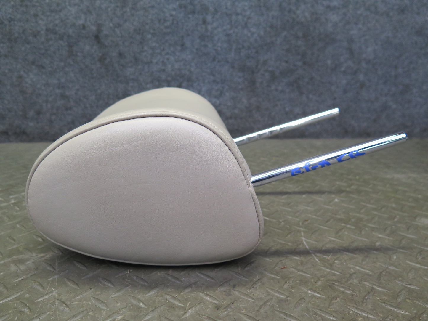 2003-2009 Lexus UZJ120L GX470 Front Left & Right Side Headrest Set Ivory