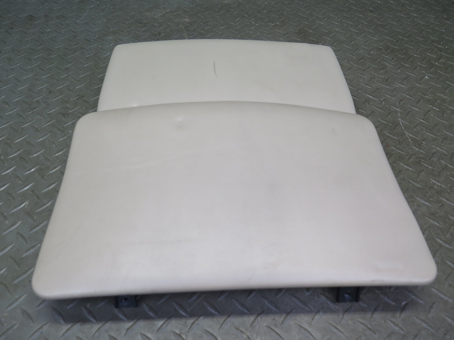 2003-2009 Lexus UZJ120L GX470 Front Right Side Seat Back Cover Panel Ivory
