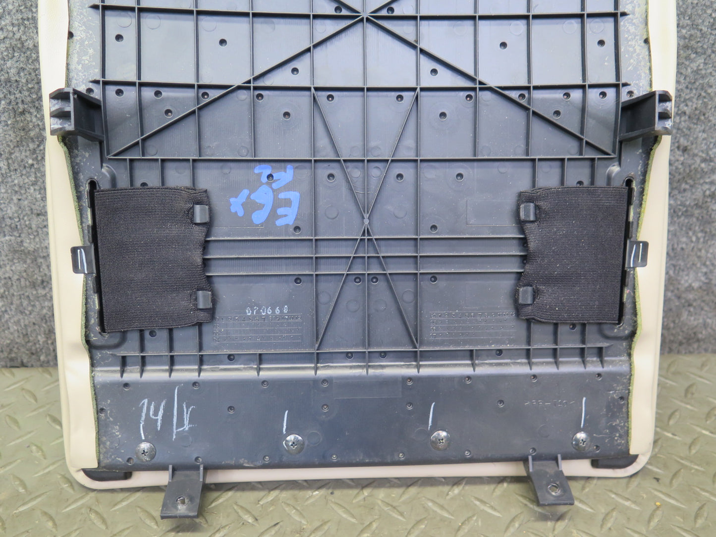 2003-2009 Lexus UZJ120L GX470 Front Left Side Seat Back Cover Panel Ivory