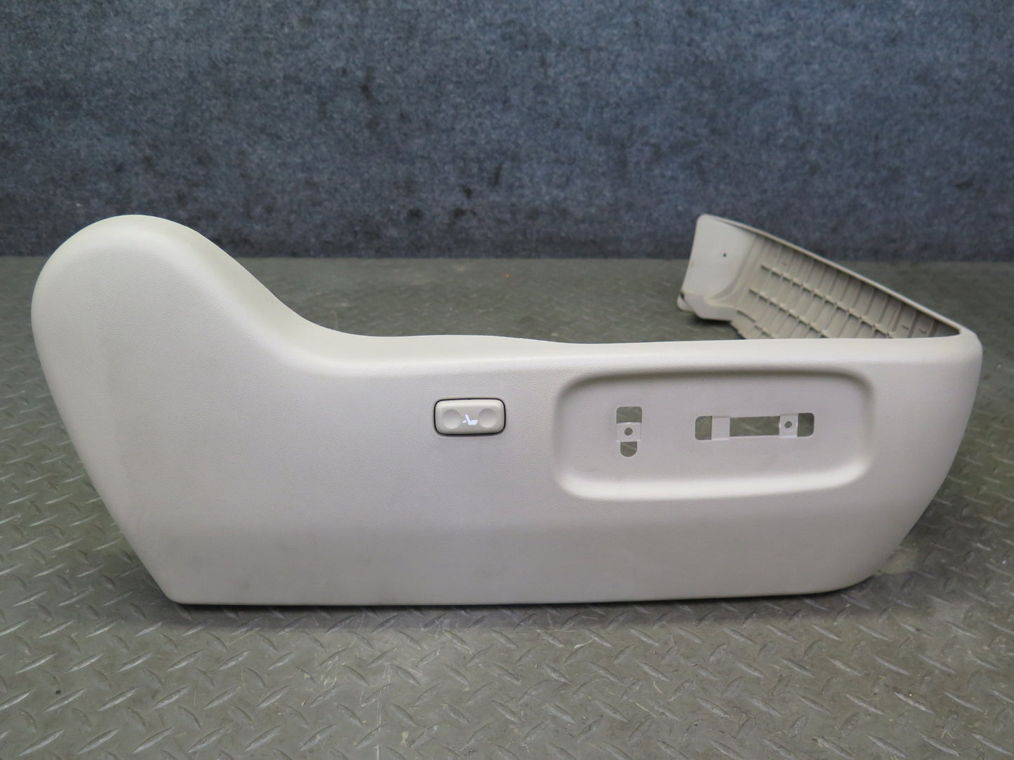 2005-2007 Lexus UZJ120L GX470 Front Right Seat Switch Lower Trim Cover Panel