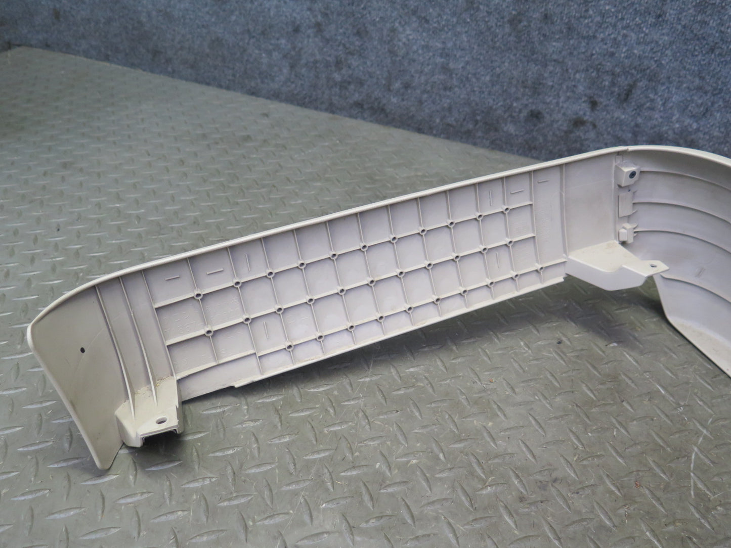 2005-2007 Lexus UZJ120L GX470 Front Right Seat Switch Lower Trim Cover Panel