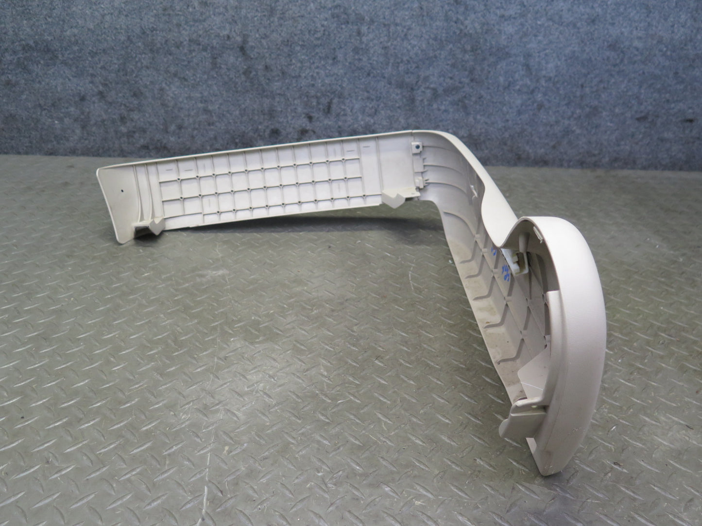 2005-2007 Lexus UZJ120L GX470 Front Right Seat Switch Lower Trim Cover Panel