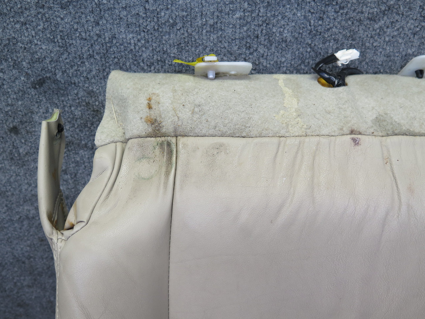 2005-2009 Lexus UZJ120L GX470 Front Right Side Seat Lower Leather Cushion