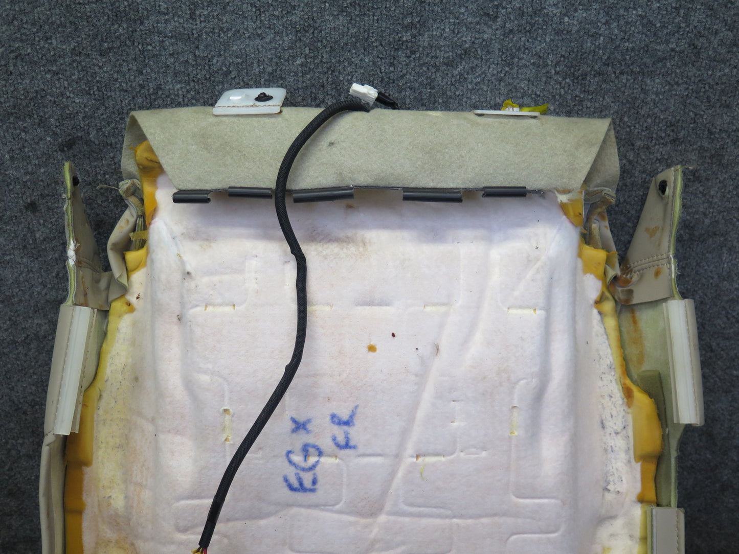 2005-2009 Lexus UZJ120L GX470 Front Right Side Seat Lower Leather Cushion