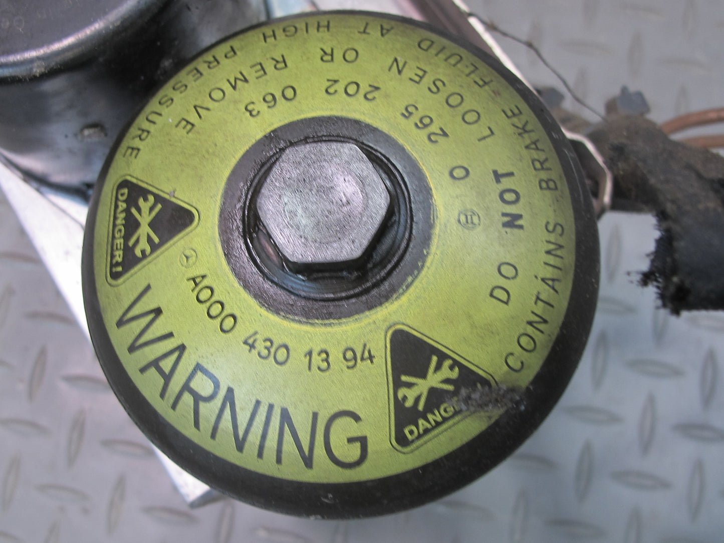 03-06 Mercedes R230 SL500 Anti Lock Brake ABS SBC Pump Module OEM