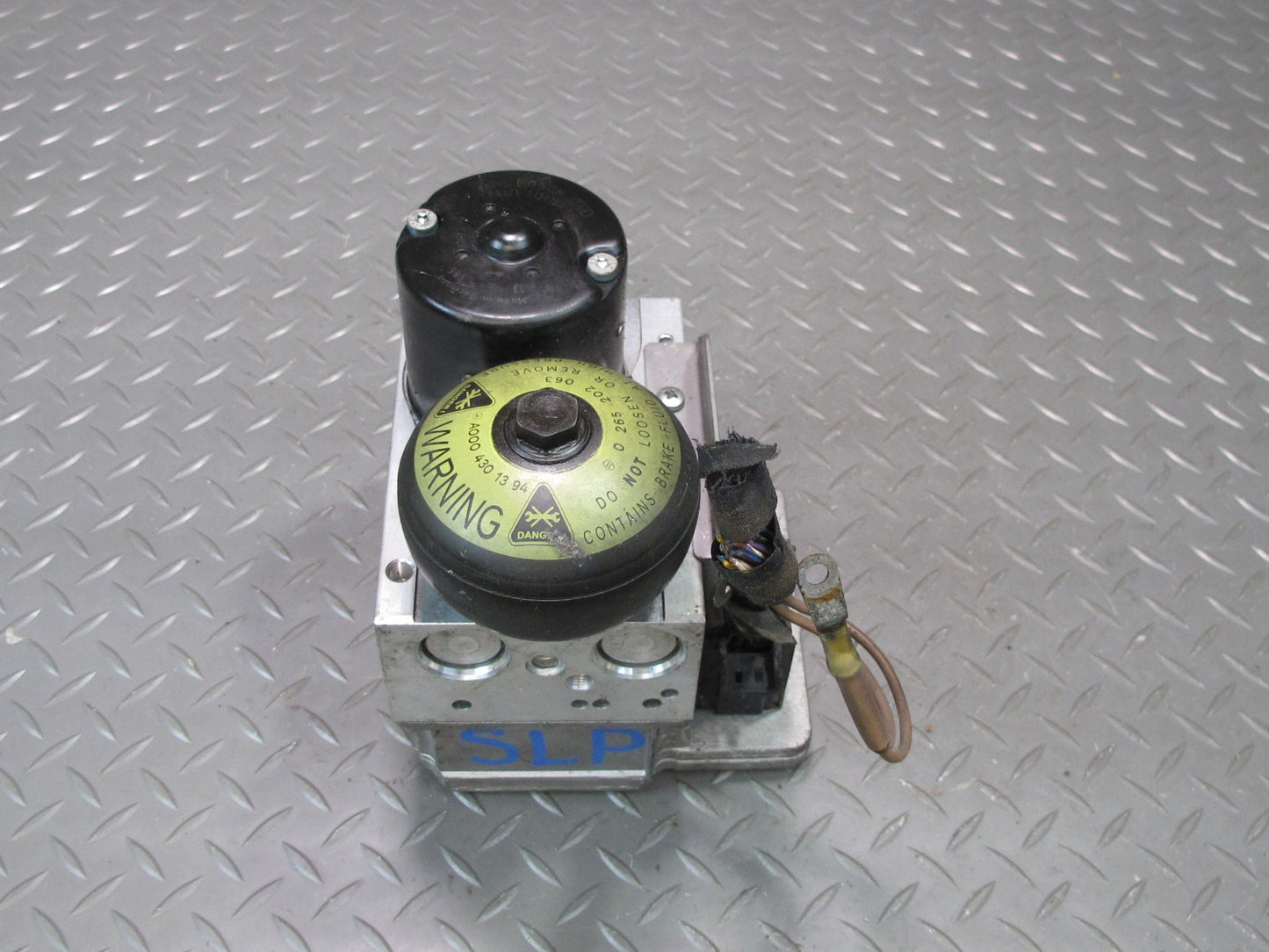 03-06 Mercedes R230 SL500 Anti Lock Brake ABS SBC Pump Module OEM