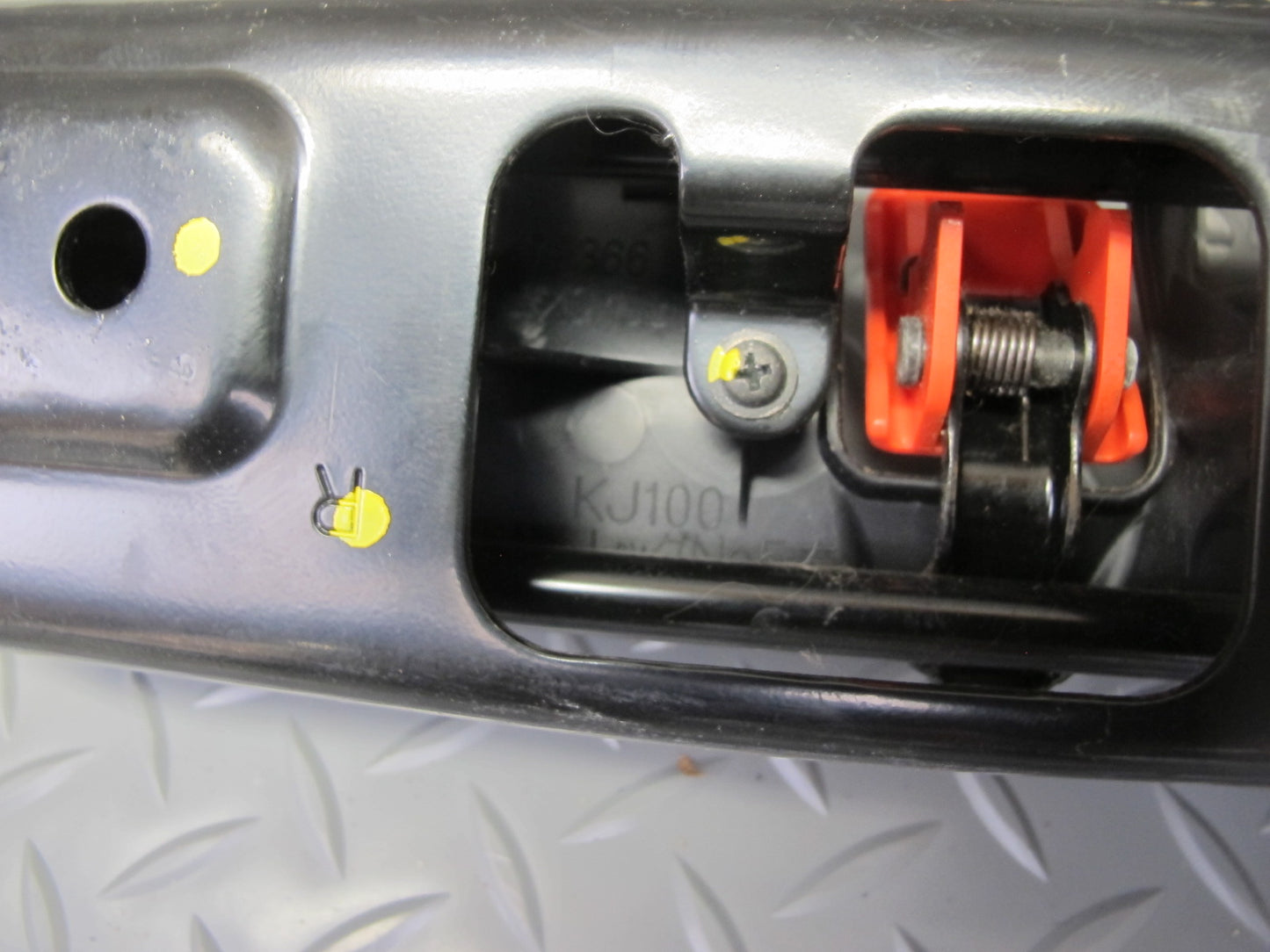 2003-2009 Lexus UZJ120L GX470 Rear 3RD Third ROW Right & Left Side Seat Lock Set