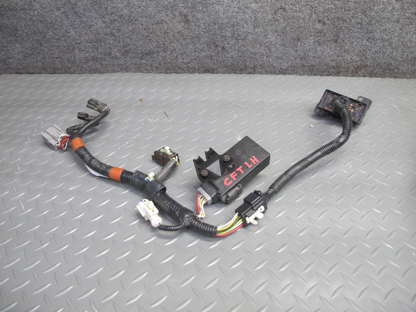 02-05 Ford Thunderbird Front Left Seat Heated Module w Wire Harness & Switch OEM