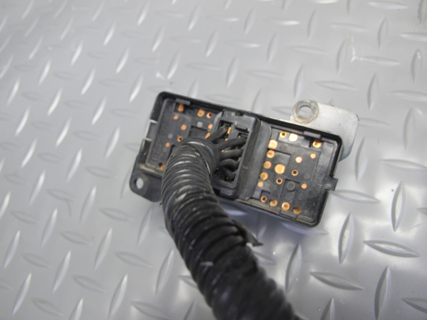 02-05 Ford Thunderbird Front Left Seat Heated Module w Wire Harness & Switch OEM