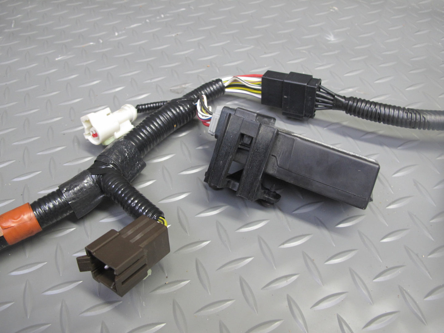 02-05 Ford Thunderbird Front Left Seat Heated Module w Wire Harness & Switch OEM