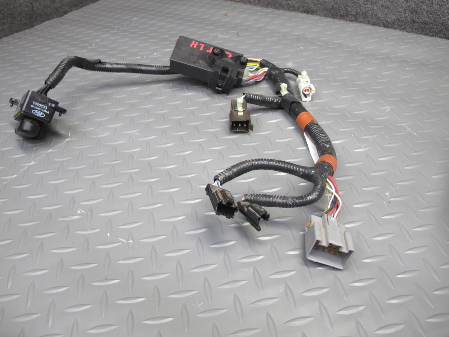 02-05 Ford Thunderbird Front Left Seat Heated Module w Wire Harness & Switch OEM