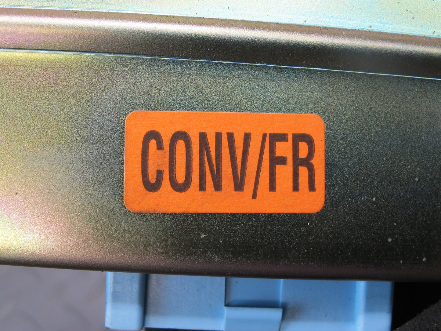 98-04 Chevrolet Corvette C5 Convertible Radio Antenna Amplifier Module OEM