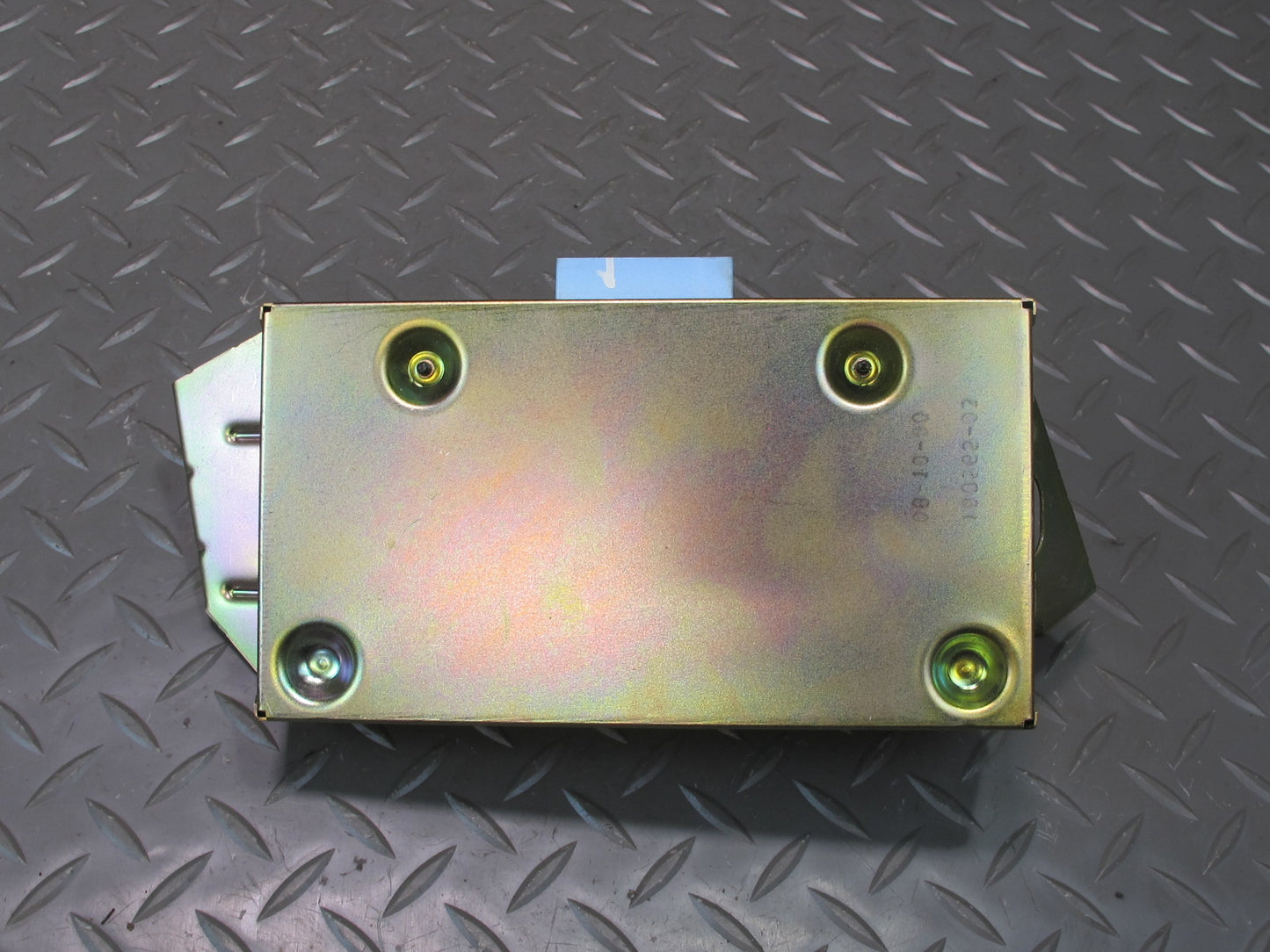 98-04 Chevrolet Corvette C5 Convertible Radio Antenna Amplifier Module OEM