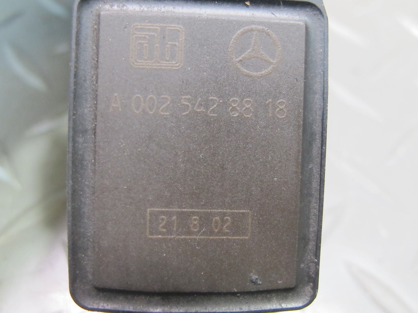 03-12 Mercedes R230 SL500 SL600 Set of 2 Rear Suspension Height Level Sensor OEM