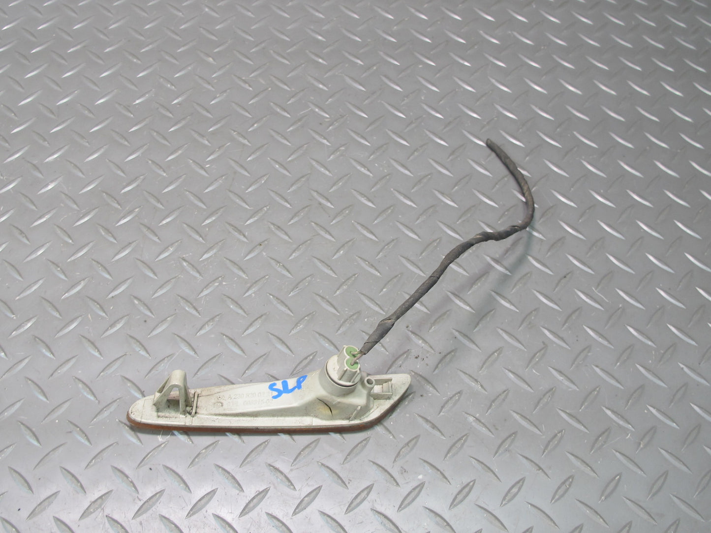 03-08 Mercedes R230 SL500 Front Left & Right Bumper Turn Signal Light Set OEM