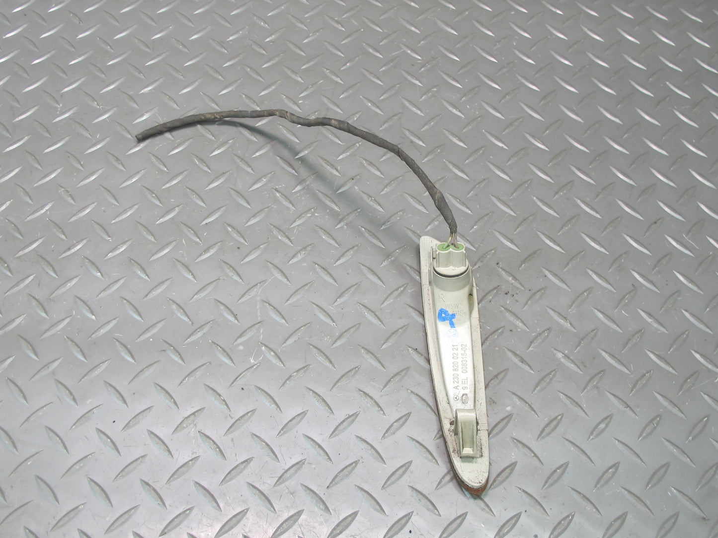 03-08 Mercedes R230 SL500 Front Left & Right Bumper Turn Signal Light Set OEM